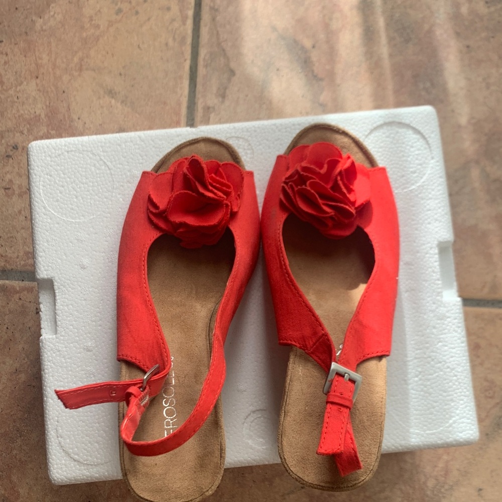 Red/orange (ish) Floral Women's Wedge  Sandals